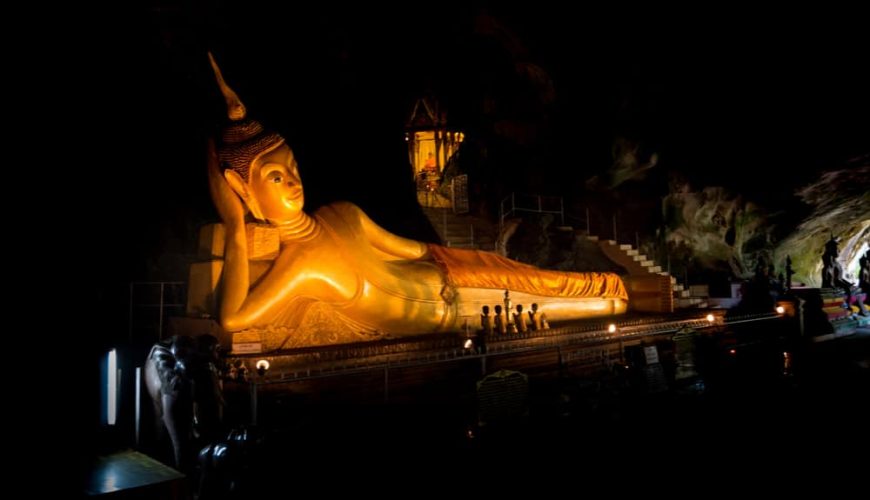 Suwankuha Temple at night.