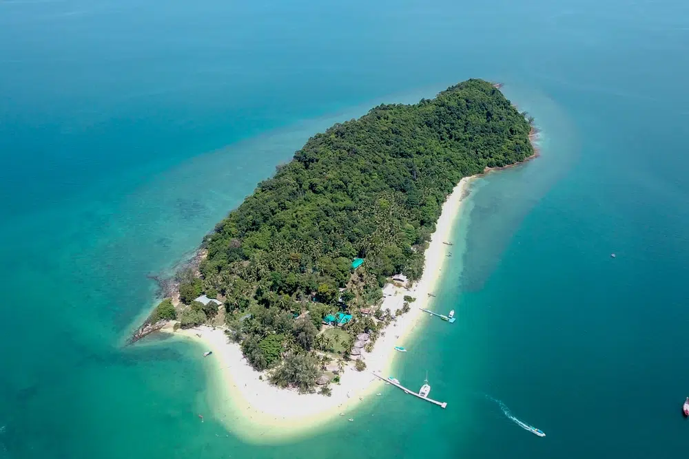 Naka Noi Island Simba Sea Trips