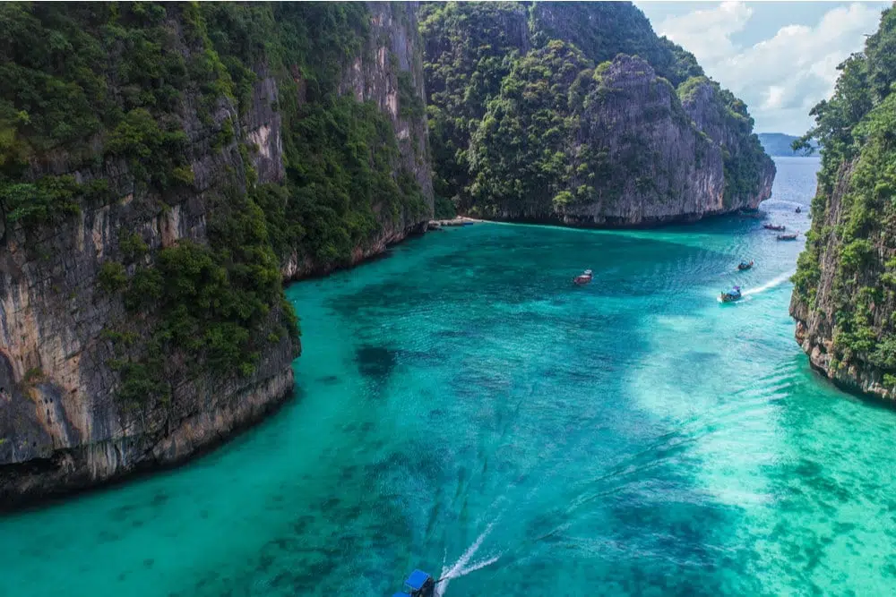 Pileh Lagoon Immerse yourself in Pileh Lagoon