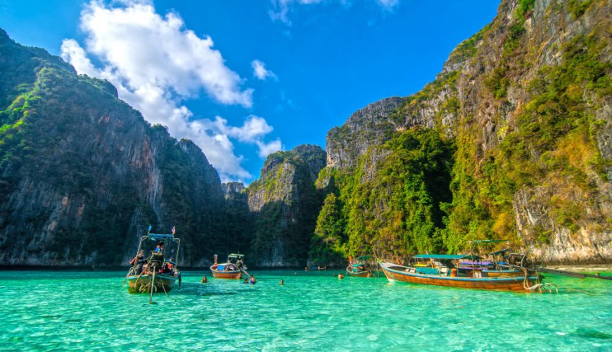 How to Make the Most of Your December Trip to Phuket: A Complete Guide Simba Sea Trips
