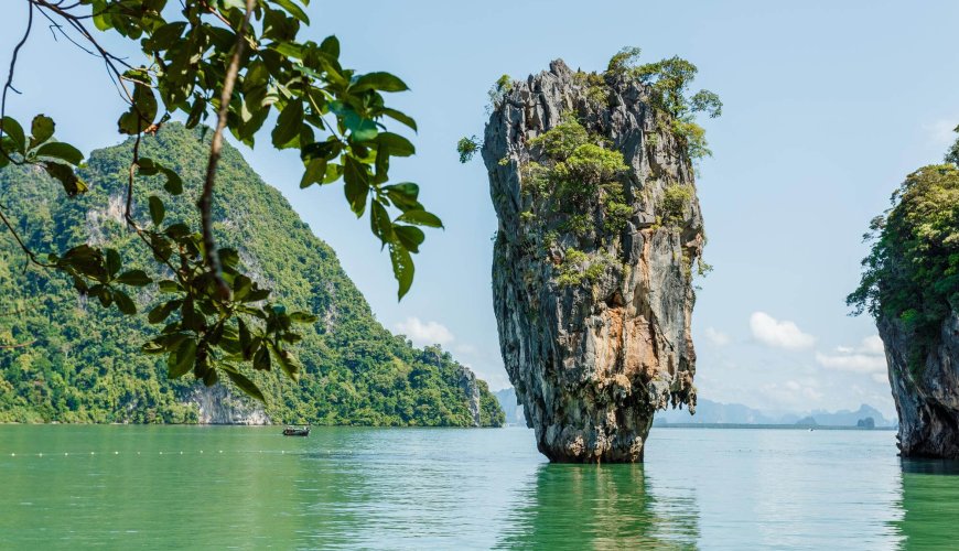Why is A Private Luxury Boat to James Bond Island the Best Way to Explore Phang Nga Bay?
