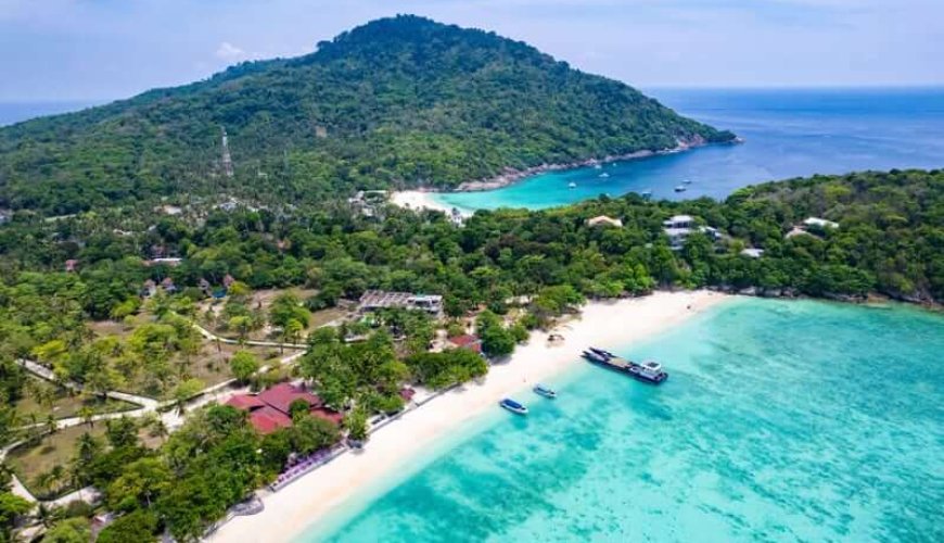 The View of Koh Racha Yai as seen from the ocean looking directly towards the beach