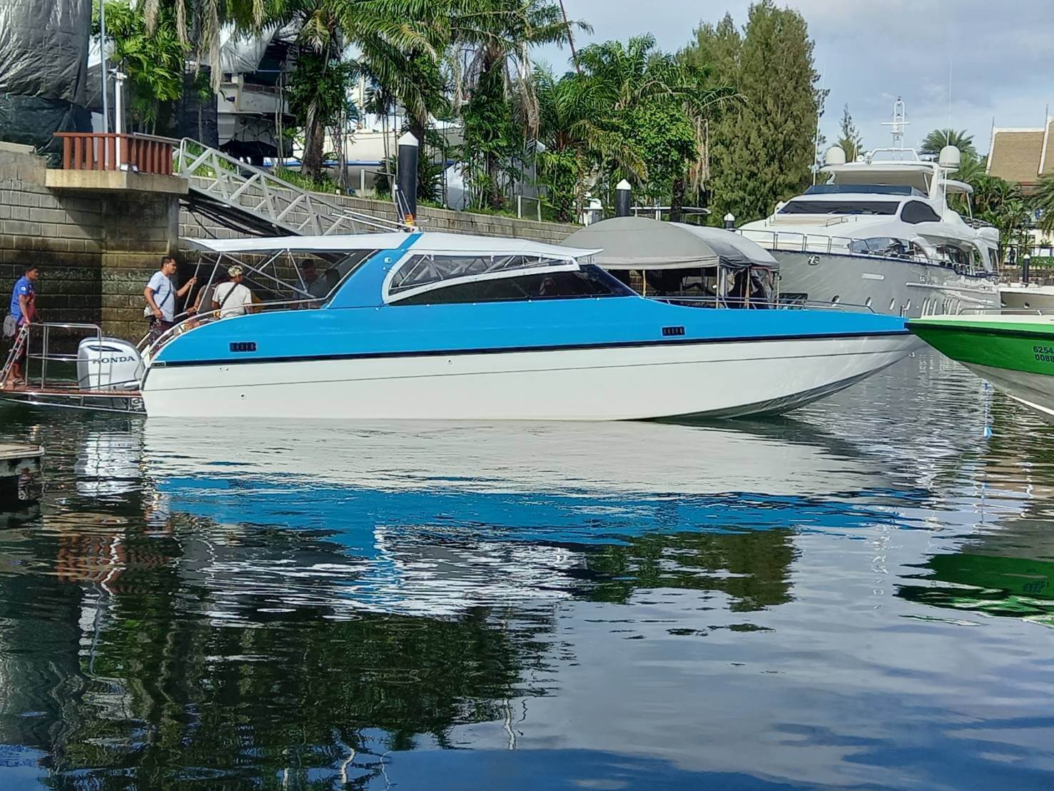 Best Private Yacht Tour in Phuket